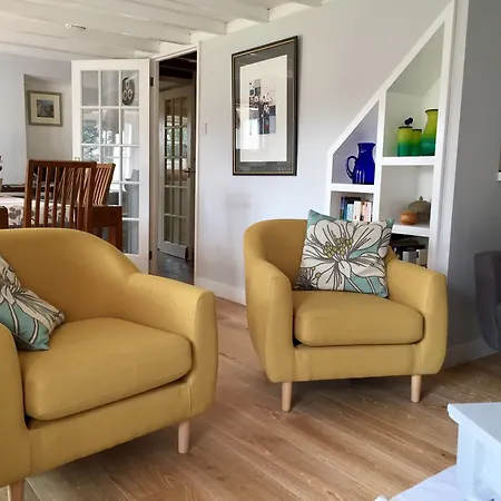 Holiday home Tresowes